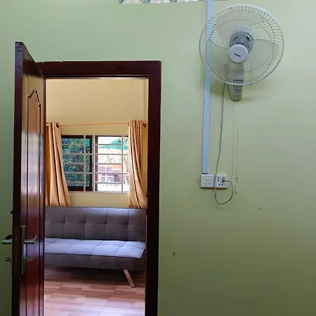 Family Bambootrain Homestay Battambang Exterior photo